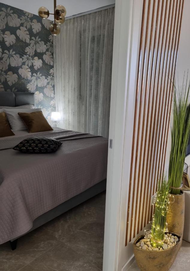 Apartment "50 Shades" With Balcony And Free Parking In The Garage زادار المظهر الخارجي الصورة
