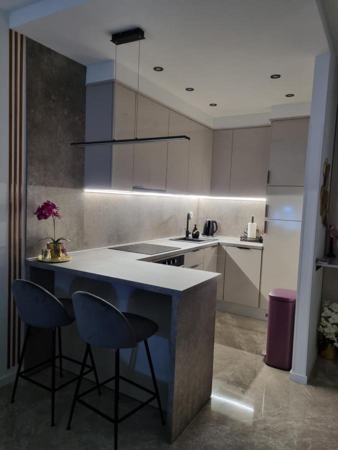 Apartment "50 Shades" With Balcony And Free Parking In The Garage زادار المظهر الخارجي الصورة