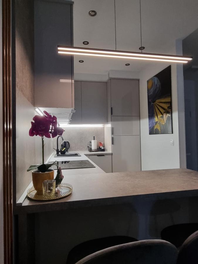 Apartment "50 Shades" With Balcony And Free Parking In The Garage زادار المظهر الخارجي الصورة
